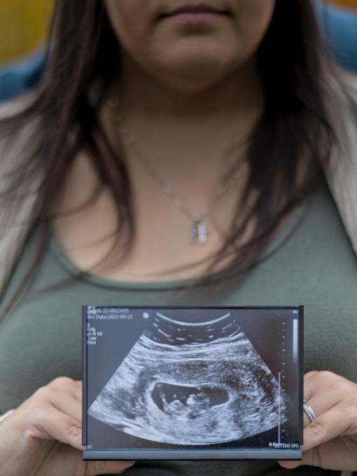 Stephanie & Carlos' Baby Announcement
